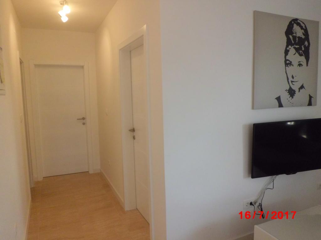 Apartments Viskovic Makarska Exterior photo