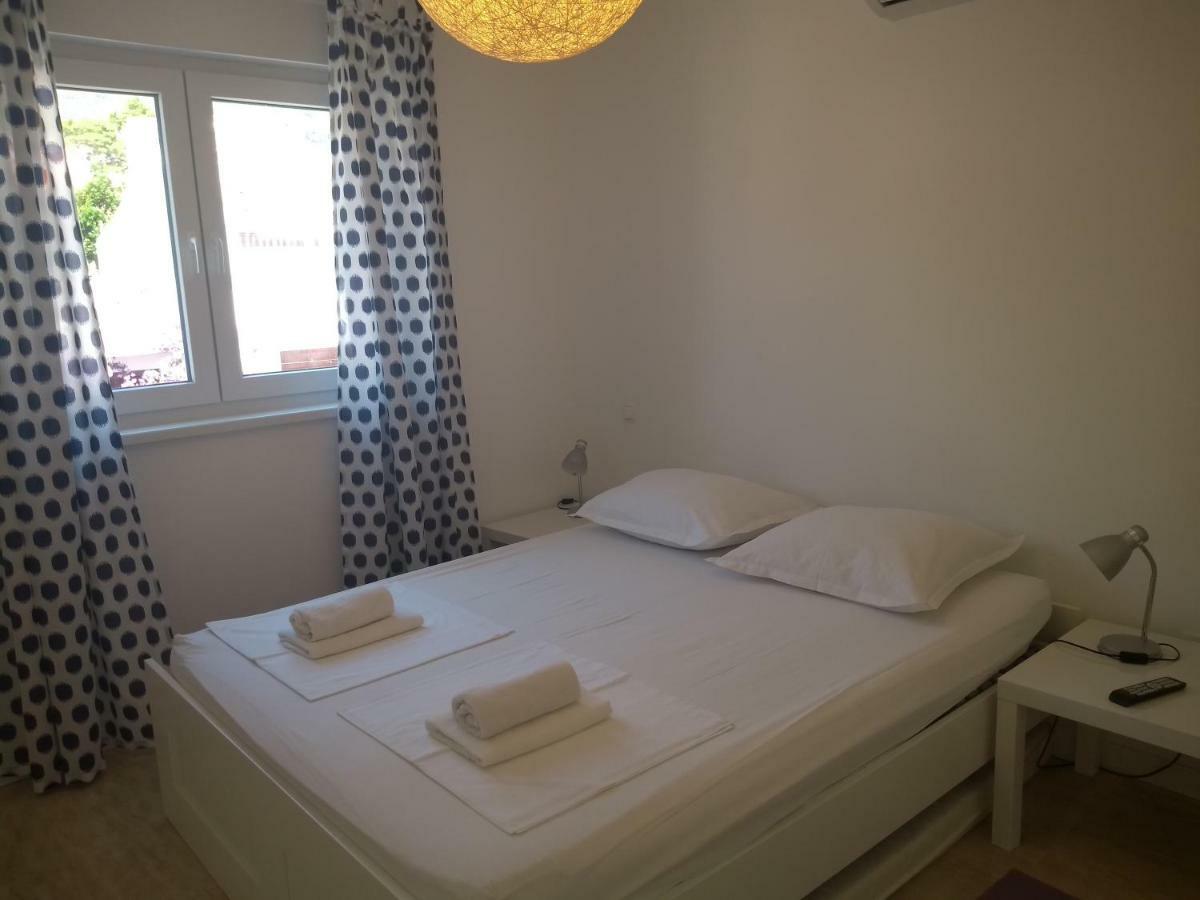 Apartments Viskovic Makarska Exterior photo